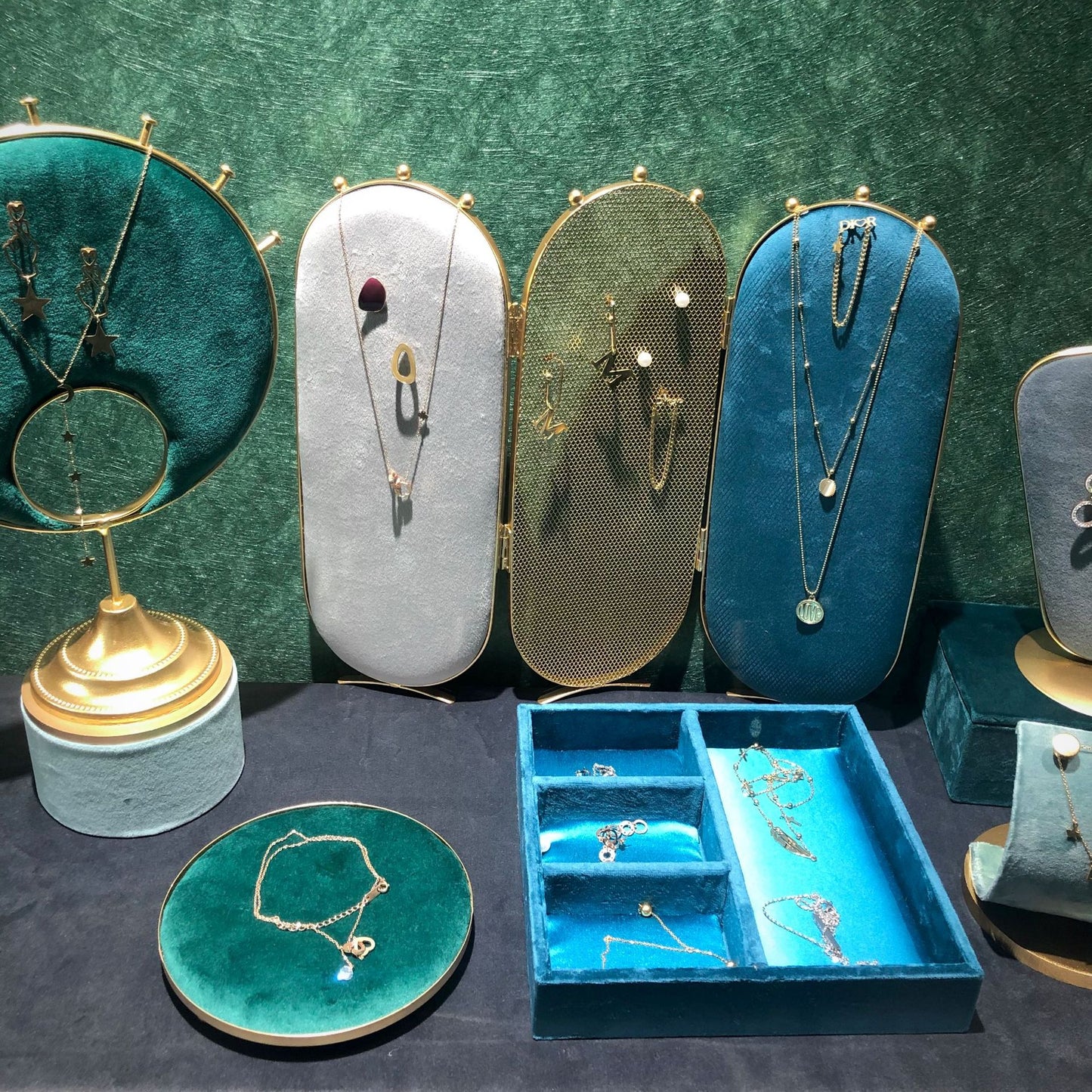 Organizador de collares y aretes